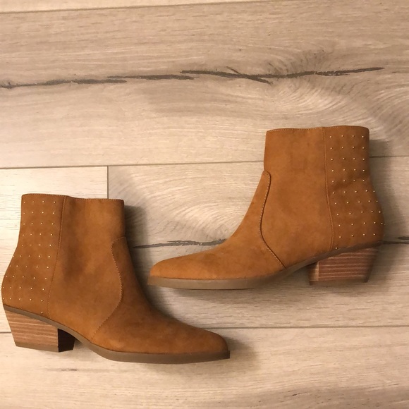 NEW Guess booties - Picture 3 of 13